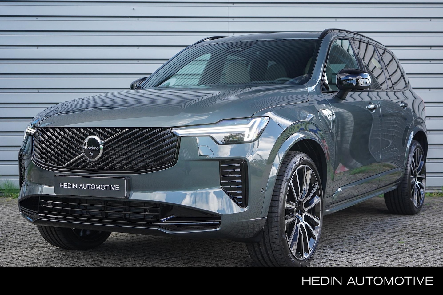Volvo XC90 - 2.0 T8 Plug-in hybrid AWD Ultra Dark Exec. Ed. | Actieve luchtvering met FOUR-C | Bowers & - AutoWereld.nl