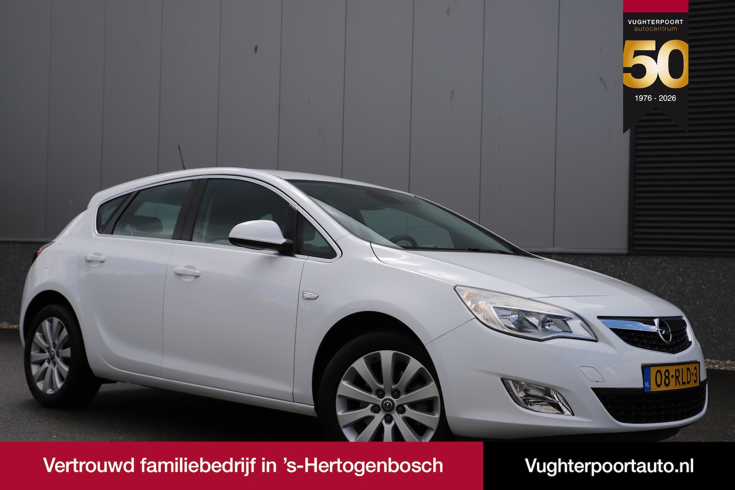Opel Astra - 1.6 180pk Turbo Automaat/ Cosmo/ Parkeersensor/Dealeronderh. - AutoWereld.nl