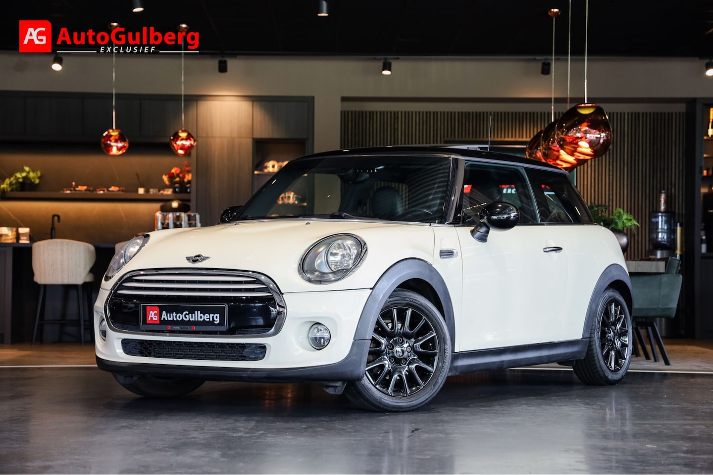 MINI 3-Deurs - 1.5 Cooper Chili Sportstoelen Leder Cross punch, Panoramadak, Navi Professional, Zicht/ Wi - AutoWereld.nl