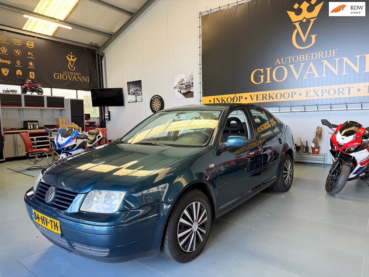 Volkswagen Bora - 2.0 Trendline inruil mogelijk - AutoWereld.nl