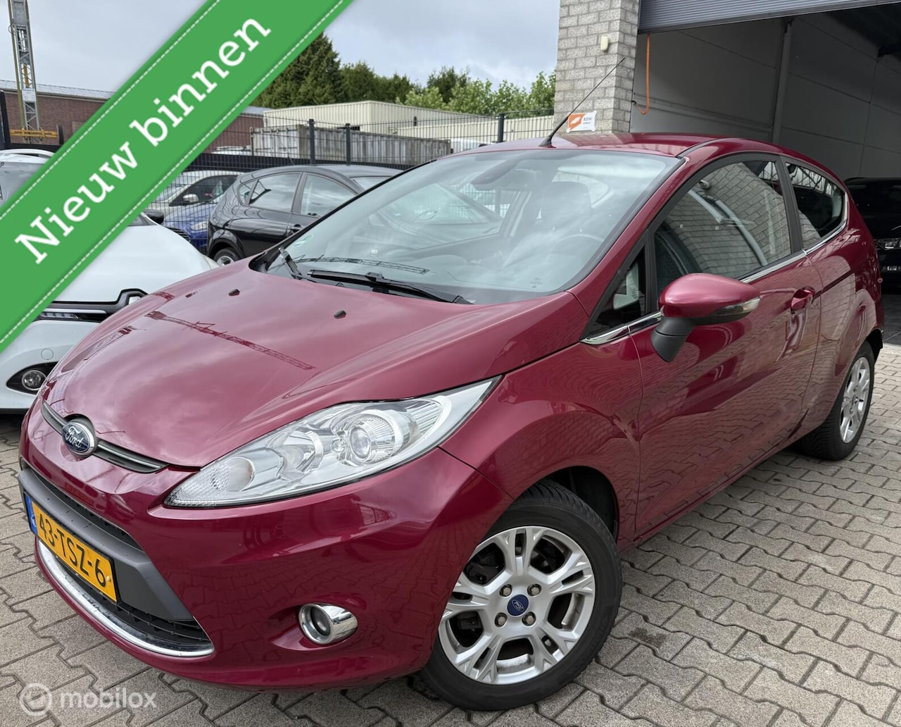 Ford Fiesta - 1.25 Titanium / BJ 2012 / Airco / 3DRS / N.A.P - AutoWereld.nl