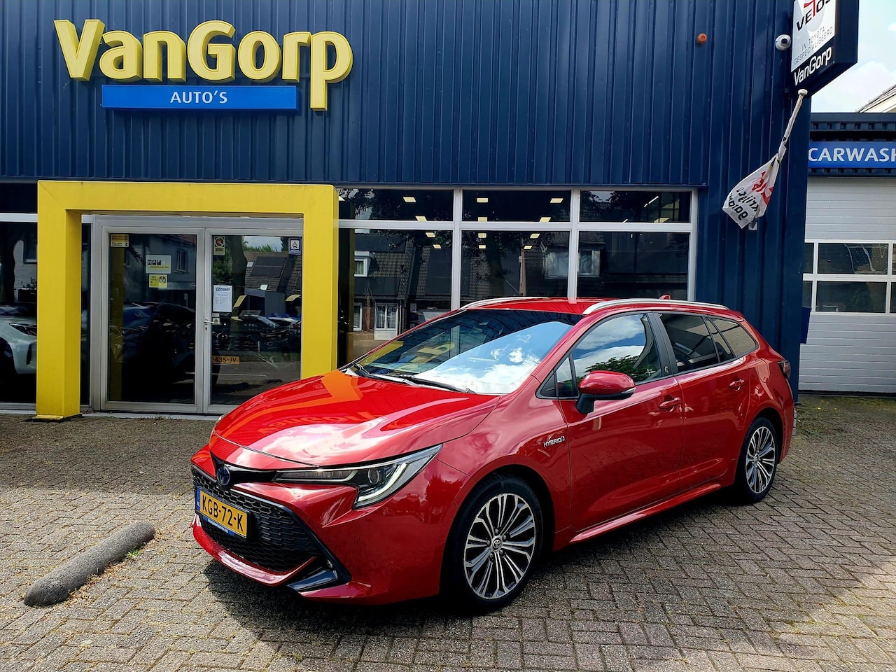 Toyota Corolla Touring Sports - 2.0 Hybrid Team D All-in prijs! - AutoWereld.nl