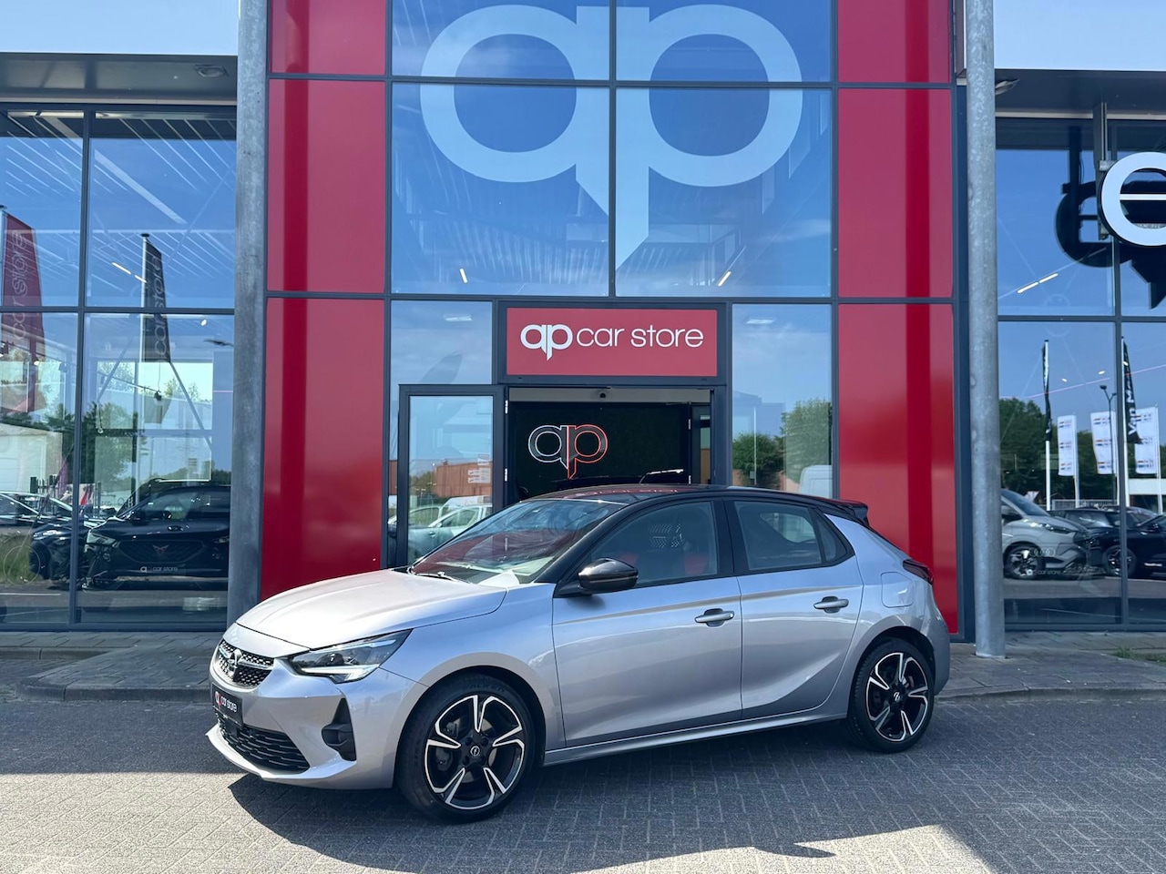 Opel Corsa - 1.2 GS Line | Automaat | LED | 360 Camera | Parksens | Carplay | Leder | Two Tone | - AutoWereld.nl