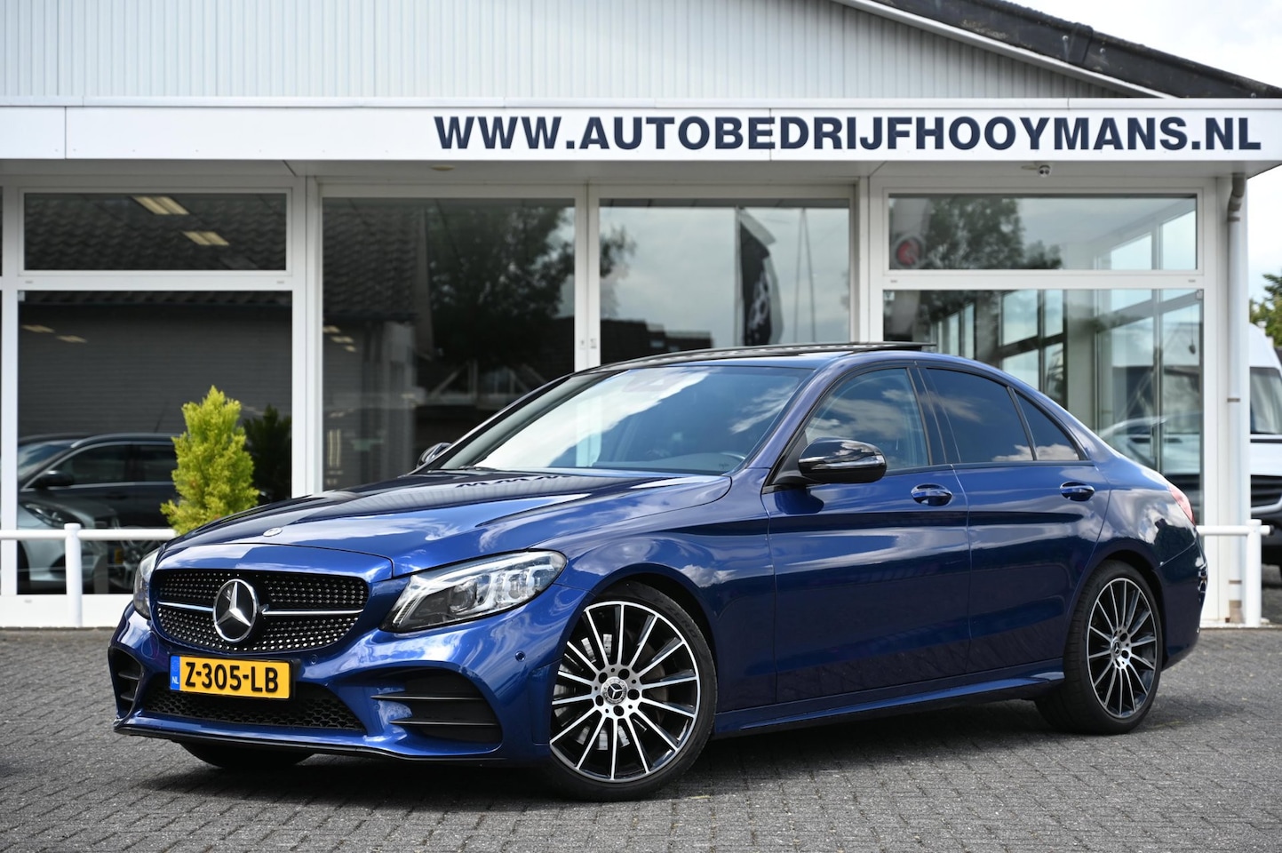Mercedes-Benz C-klasse - 300 AMG Premium Plus Panoramadak Memory Burmester - AutoWereld.nl