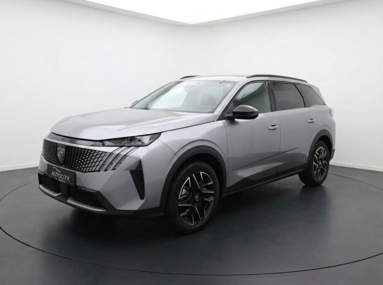 Peugeot 5008 - 1.2 Hybrid 145PK Allure 7P e-DSC6 | Panorama Display | Stoelverw - AutoWereld.nl