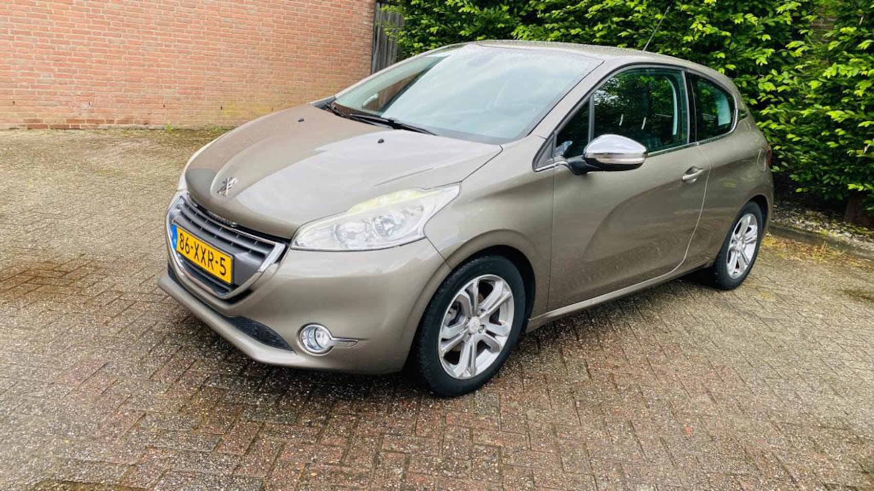 Peugeot 208 - 1.4 Vti Allure 1.4 VTi Allure - AutoWereld.nl