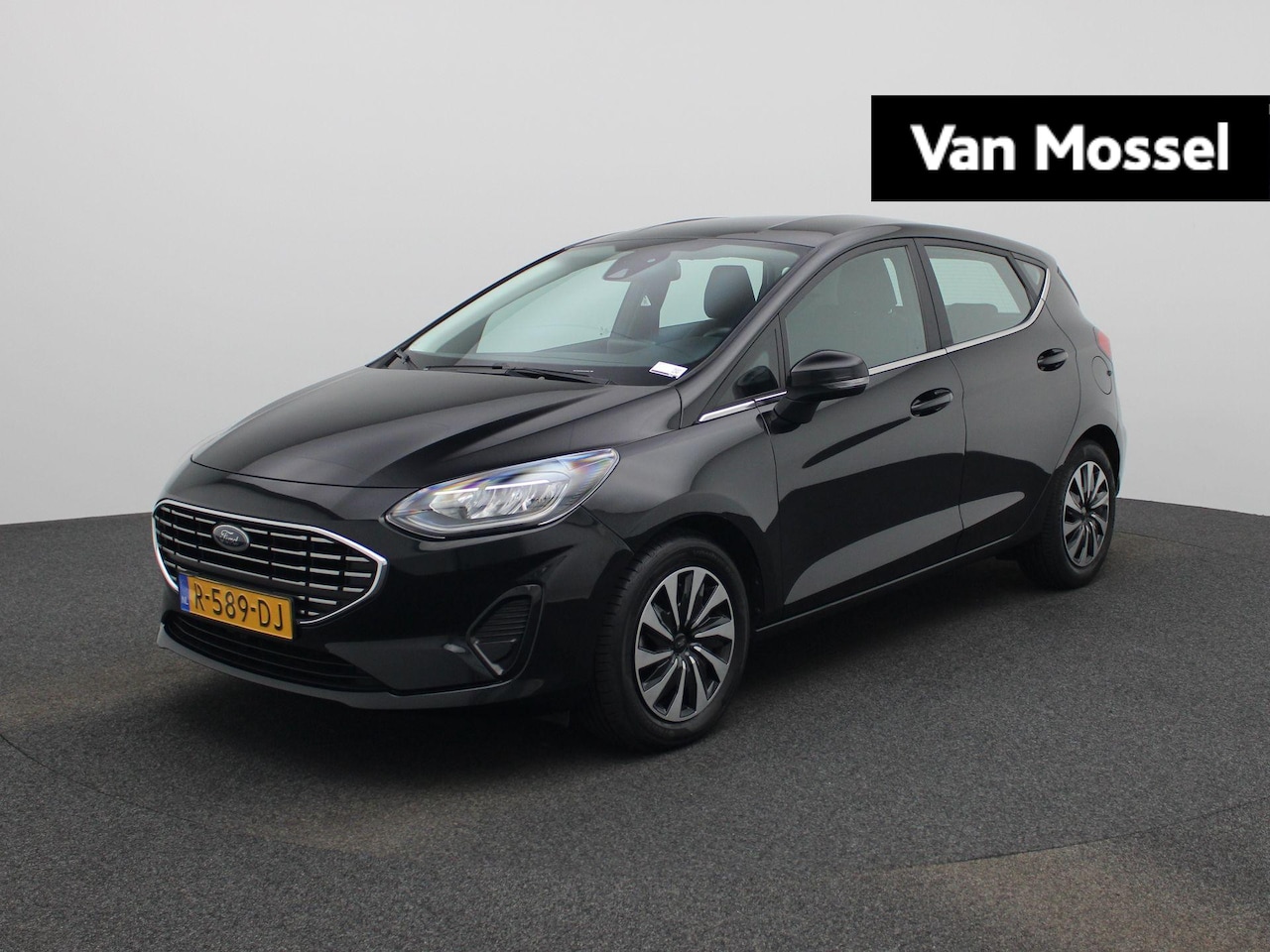 Ford Fiesta - 1.0 EcoBoost Hybrid Titanium Aut. | Trekhaak | PDC | Airco | Cruise control - AutoWereld.nl
