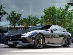 Ferrari GTC4 - GTC4Lusso T 3.9 V8 / Atelier Car / Passenger Display