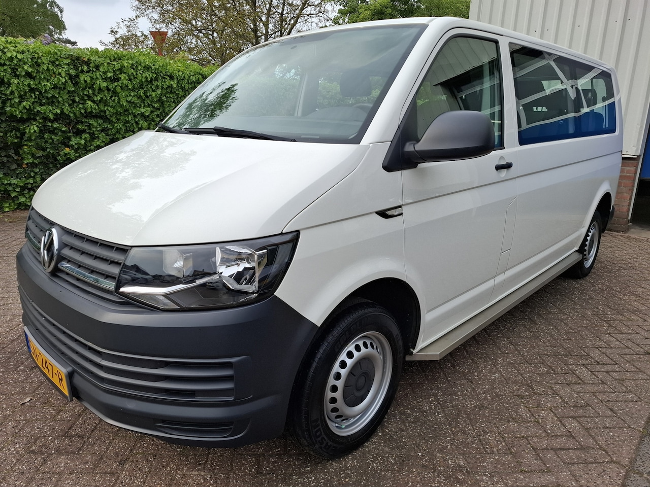 Volkswagen Transporter - 2.0TSI 24995.- INCL BTW 9-PERSOONS BENZINE 150PK - AutoWereld.nl