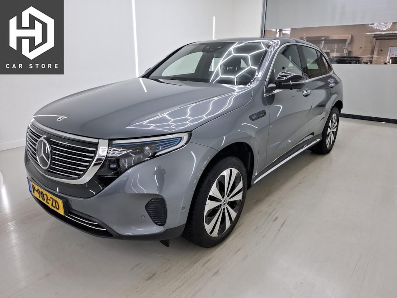 Mercedes-Benz EQC - 400 4MATIC Luxury 80 kWh 98% SOH PANO|ADAP CRUISE|MEMORY - AutoWereld.nl