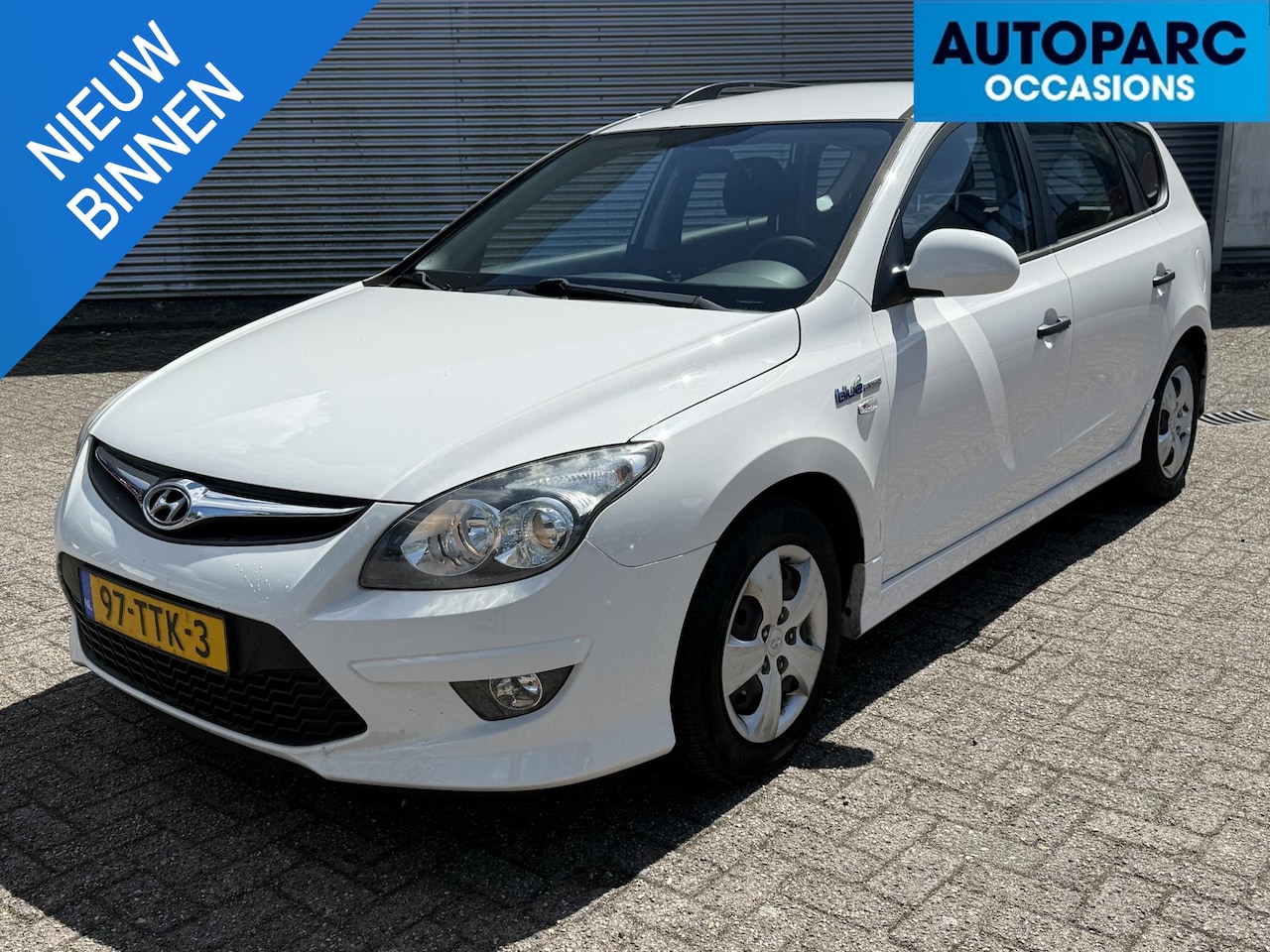 Hyundai i30 CW - 1.4i i-Drive Cool 1.4i i-Drive Cool , AIRCO, TREKHAAK, BOEKJES, KEURIG ONDERHOUDEN, NETTE EN SPORTIEVE AUTO, - AutoWereld.nl