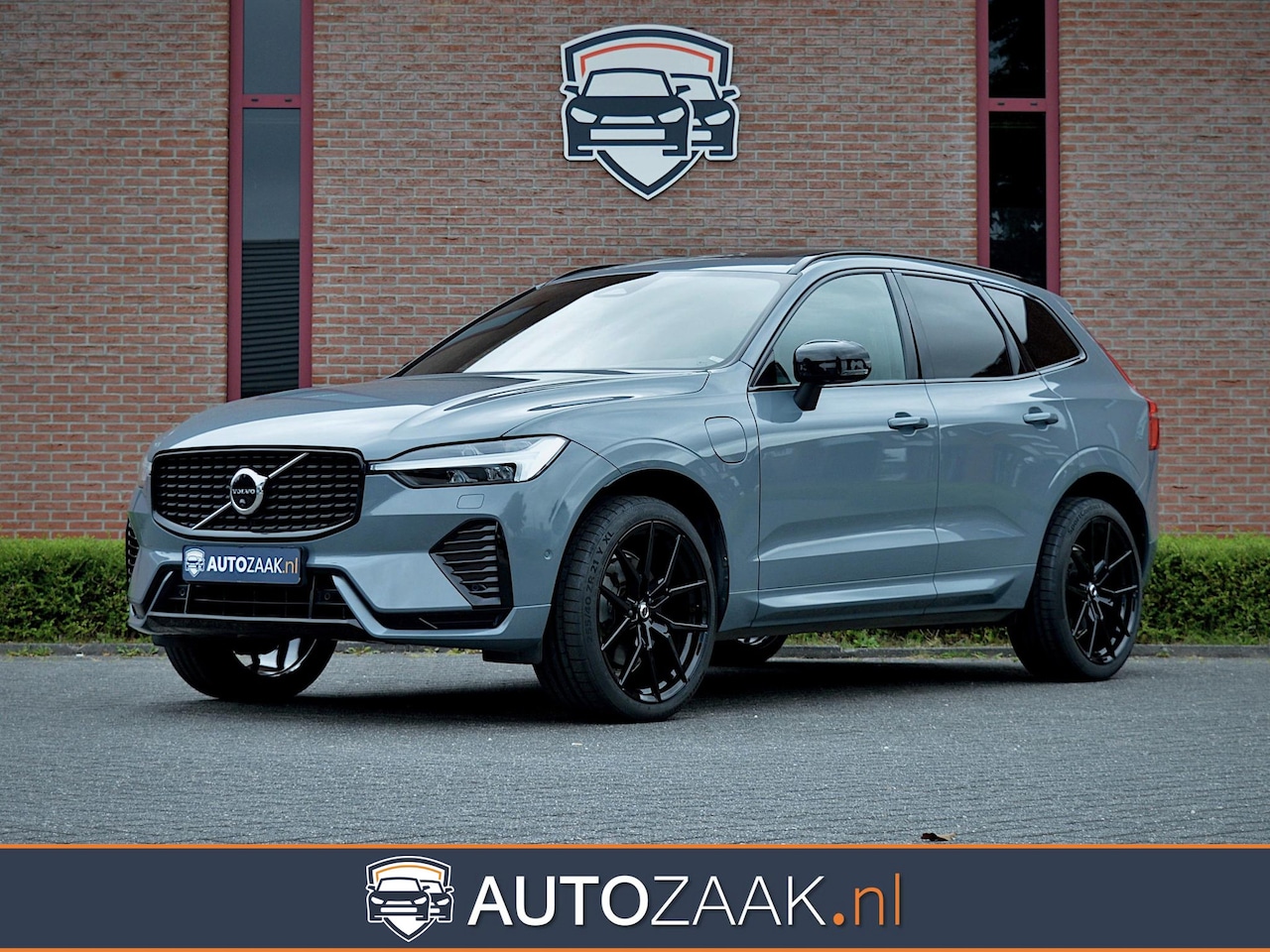 Volvo XC60 - 2.0 T6 Plug-in hybrid AWD R-Design | SOH 98% - AutoWereld.nl