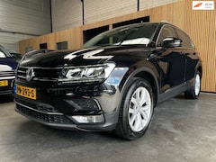 Volkswagen Tiguan - 1.4 TSI 4Motion Highline Automaat|ACC|LaneAss.|Camera|Stoelverw