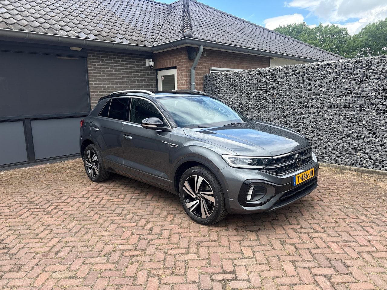Volkswagen T-Roc - 1.5 TSI R-Line Business 1.5 TSI R-Line Business - AutoWereld.nl