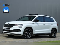 Skoda Karoq - 1.5 TSI / 150 PK / Black Edition / DSG / Sportline / Panorama / Trekhaak / Camera / Cruise