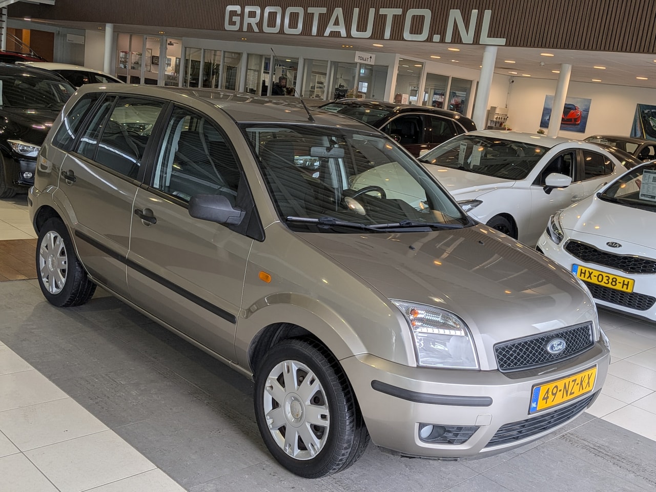 Ford Fusion - 1.4-16V Trend NAP, Airco, Stuurbekrachtiging - AutoWereld.nl