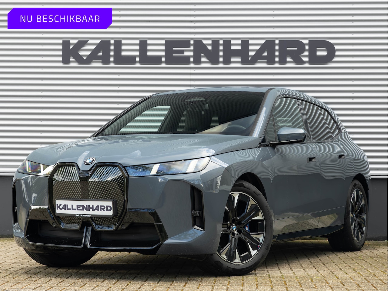 BMW iX - xDrive60 112kWh - M-Sport - Trekhaak - ACC - M-Zetels - Head-up - Harman Kardon - AutoWereld.nl
