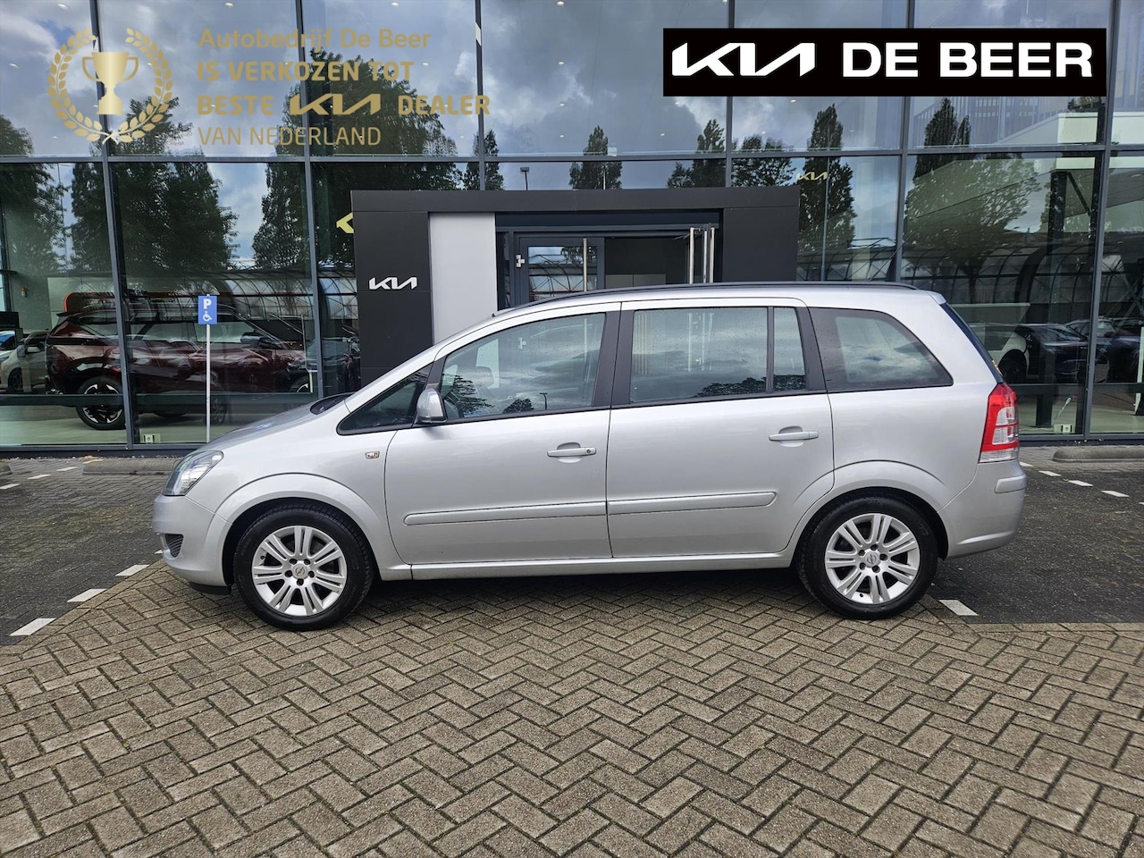 Opel Zafira - 1.6 16V 85KW Edition 7 Persoons Airco / LM / Cruise - AutoWereld.nl