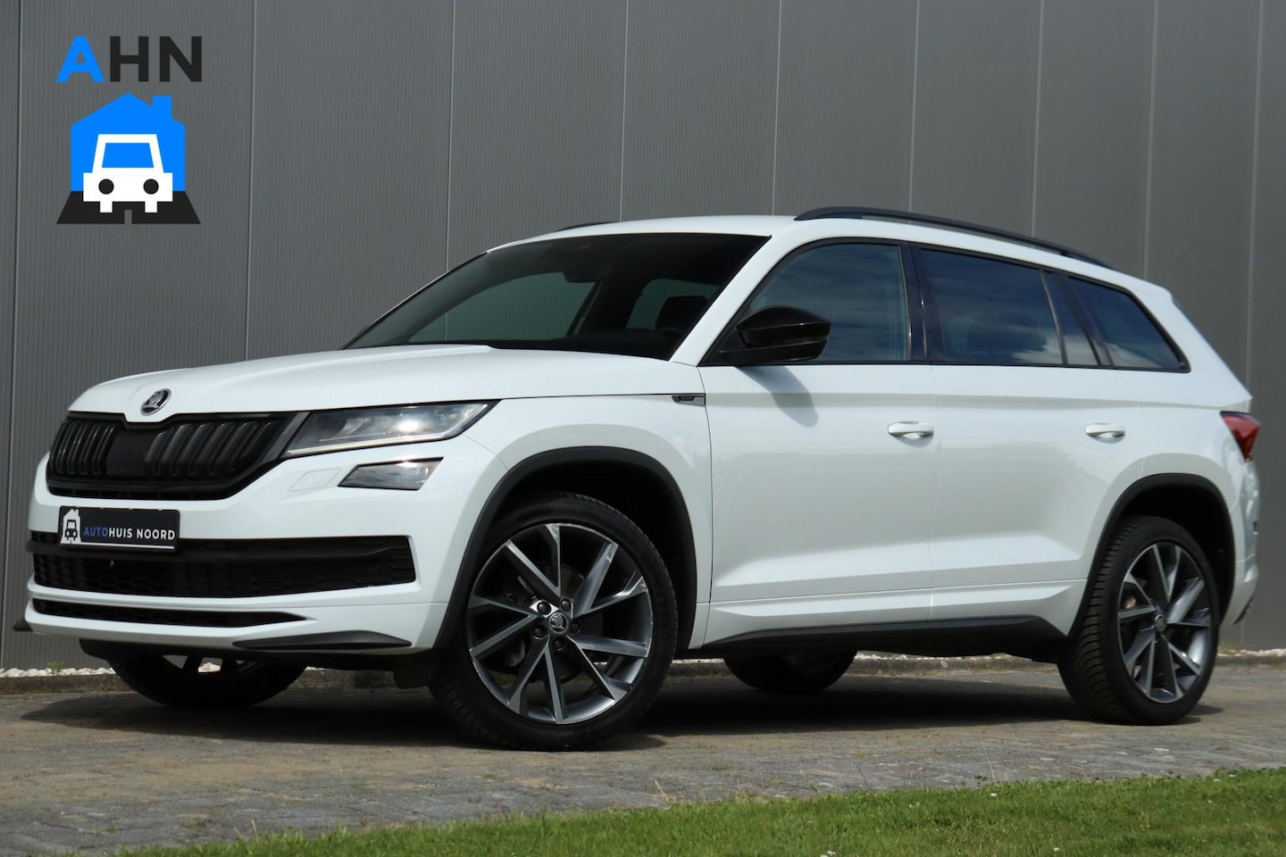 Skoda Kodiaq - 1.4 TSI / 150PK / DSG / Sportline / 7 persoons / Camera / NAVI / LED / 20" - AutoWereld.nl
