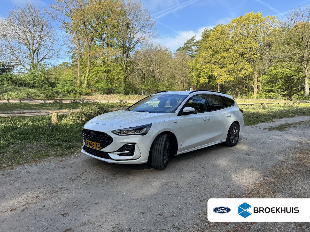 Ford Focus Wagon - 1.0EB Hybrid ST Line | NL-AUTO! | 1E EIGENAAR! | ELEK. TREKHAAK | ADAPTIVE CRUISE | WINTER - AutoWereld.nl