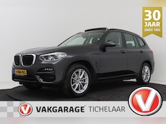 BMW X3 - 30e eDrive Edition | Uitklap Trekhaak | Panoramadak | CarPlay | Org NL | Sportstoelen | Di