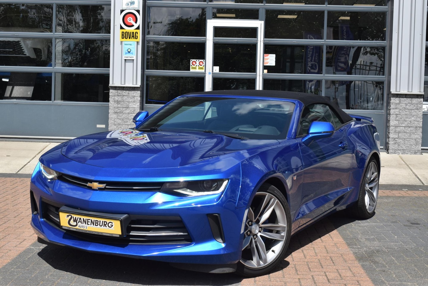 Chevrolet Camaro Convertible - USA 2.0 Turbo Touring Full Options Km 52.000!! - AutoWereld.nl