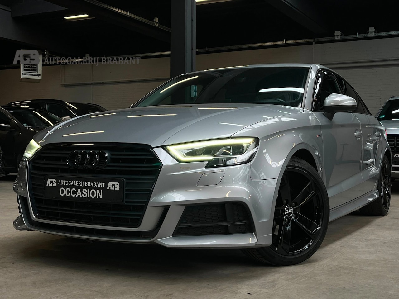 Audi A3 Limousine - 35 TFSI CoD Sport S Line Edition Led/ - AutoWereld.nl