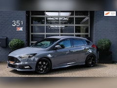 Ford Focus - 2.0 ST-3 Stealth Grey|Leder|RS|Milltek|Maxton|Kanon