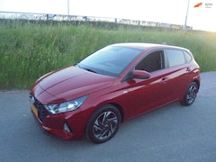 Hyundai i20 - i20 1.0 Benzine Hybrid automaat airco lmv Camera