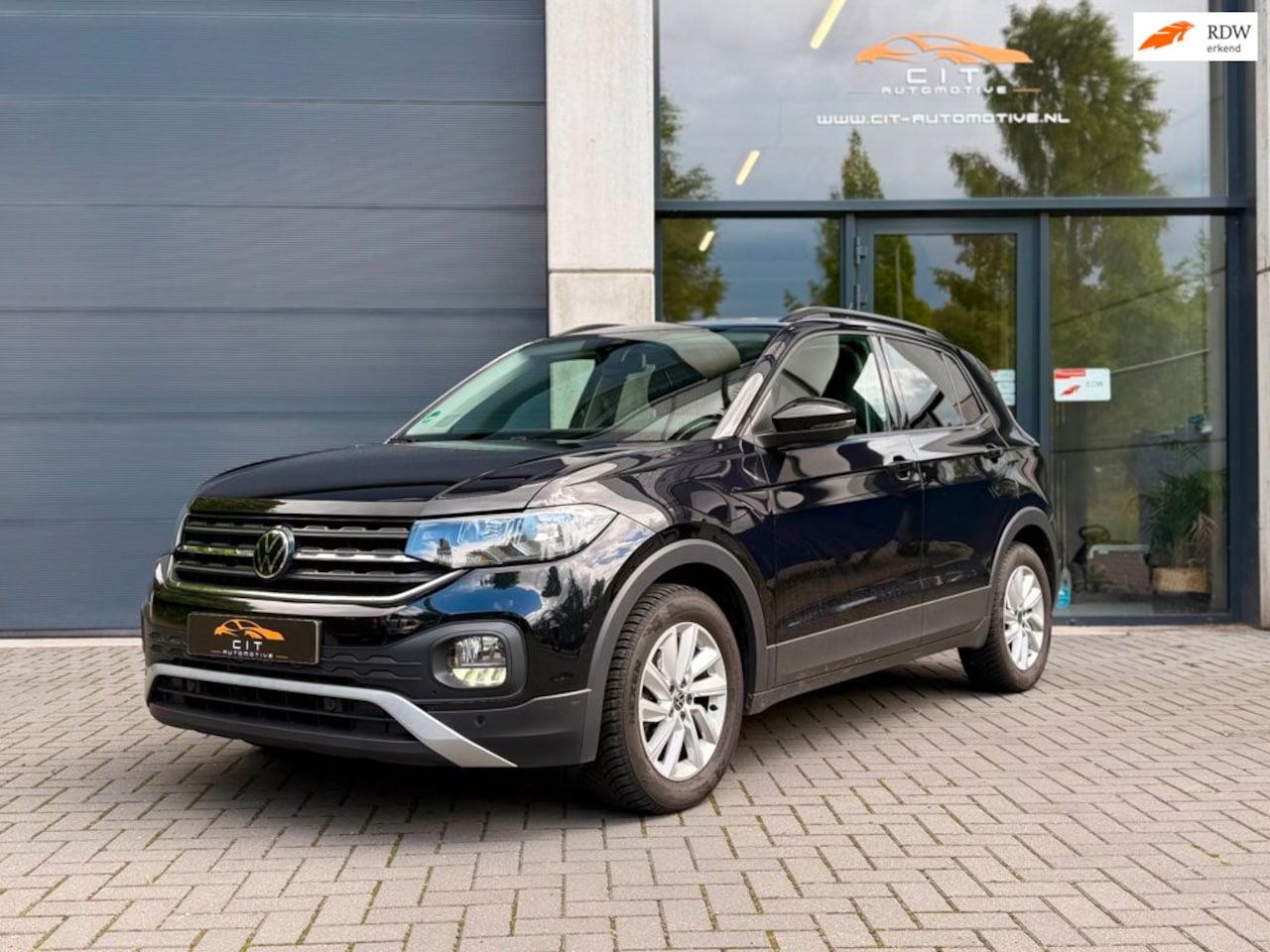 Volkswagen T-Cross - 1.0 TSI Life | Carplay | Cruise control | Parkeerhulp - AutoWereld.nl