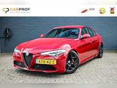 Alfa Romeo Giulia - 2.0 T Sprint VELOCE INT. / SPORTUITLAAT / VERLAAGD