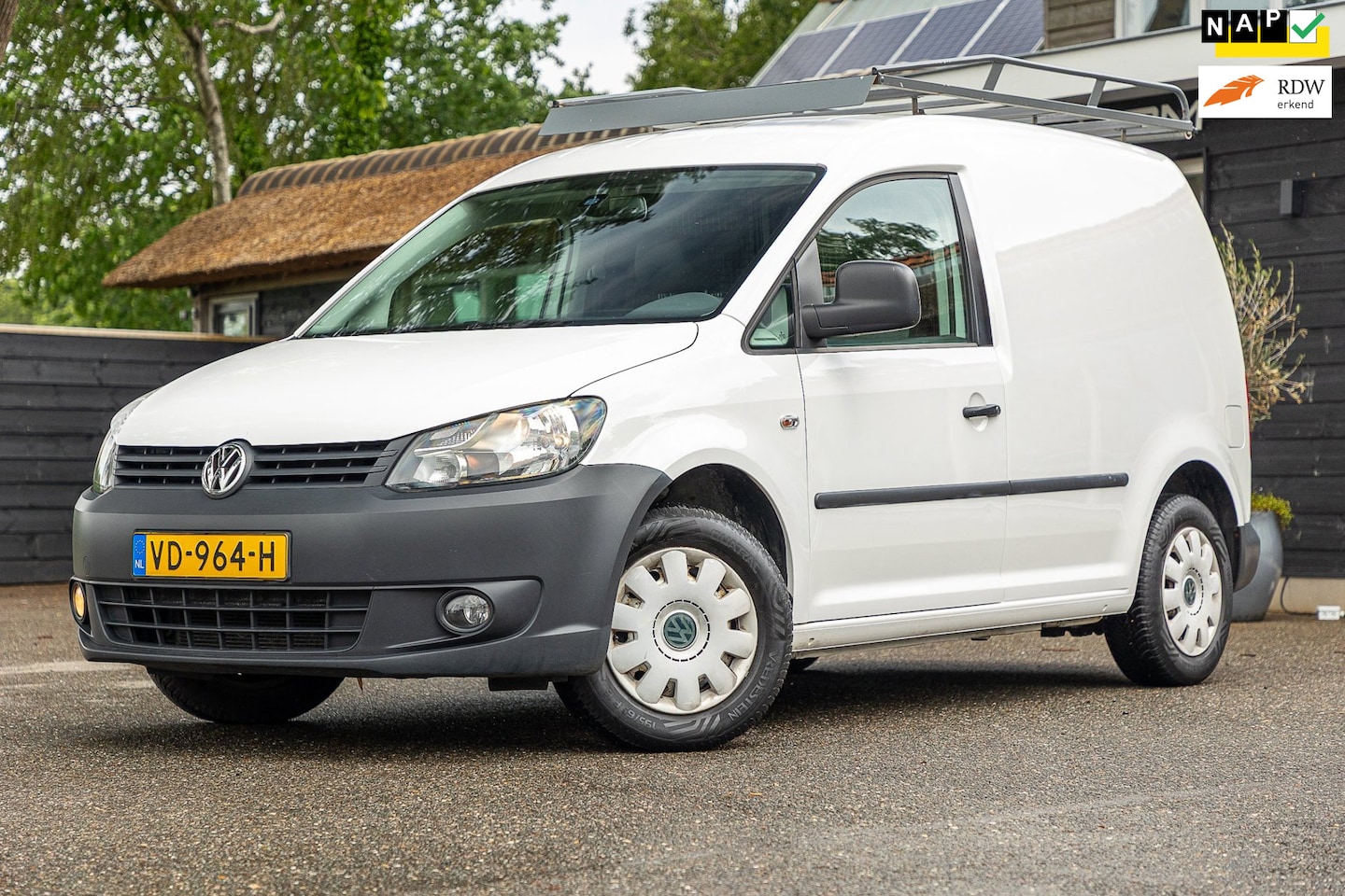 Volkswagen Caddy - 1.6 TDI Trekhaak I Imperiaal I Airco I Cruise I Elektrisch bedienbare ramen I Kasten I NL - AutoWereld.nl