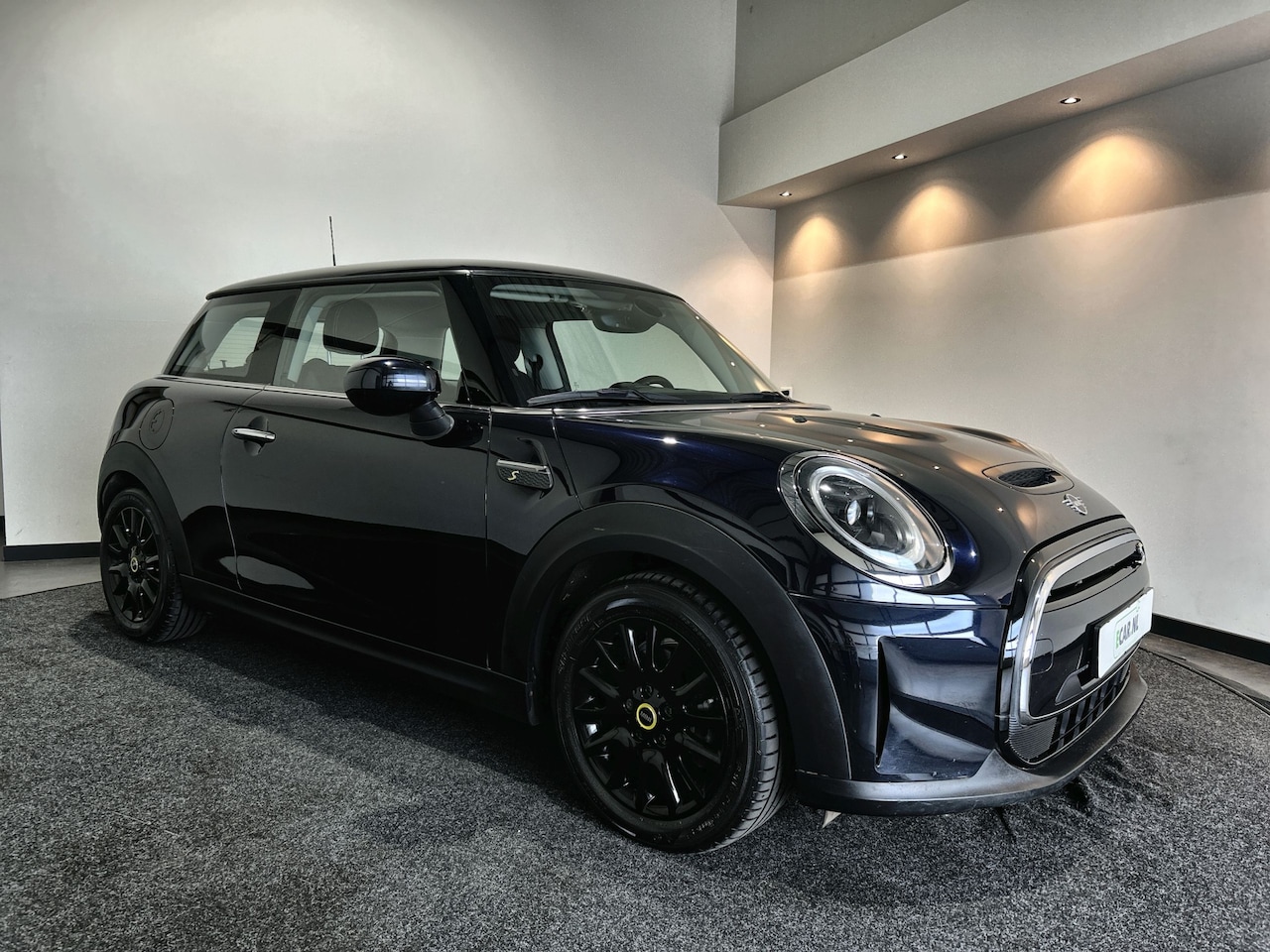 MINI Electric - MINI Electric Collection 33 kWh | Head-up Display | Achteruitrijcamera | Digitaal dashboar - AutoWereld.nl