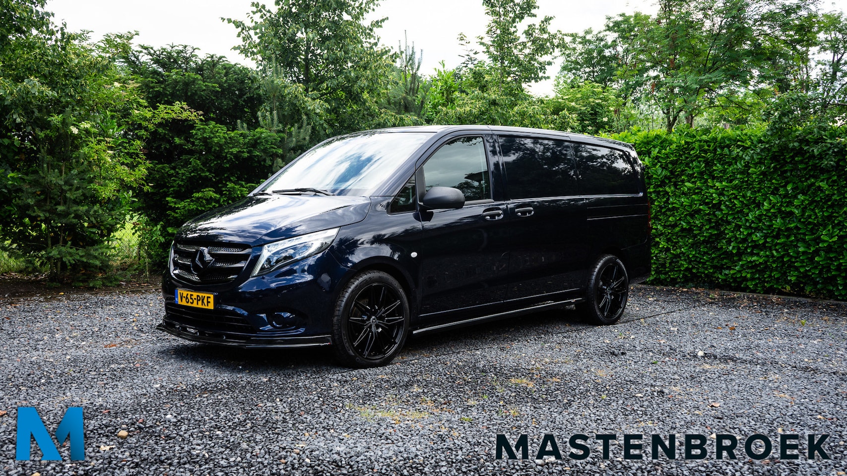 Mercedes-Benz Vito - 116CDI Lang Autom. | Unieke kleur! | LED| 2x schuifdeur | Standkachel | Carplay - AutoWereld.nl