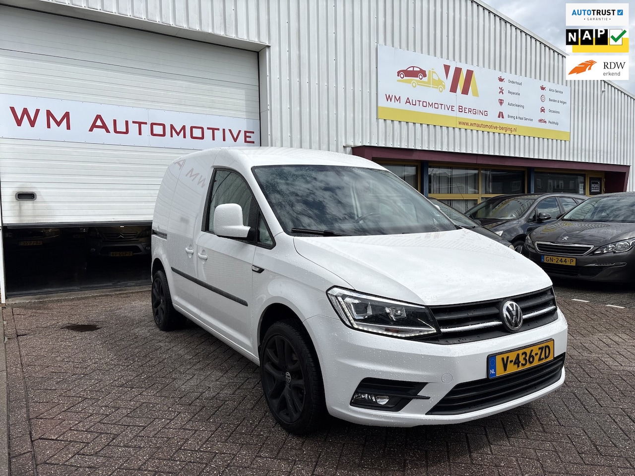 Volkswagen Caddy - 2.0 TDI DSG NAVI AIRCO Edition - AutoWereld.nl
