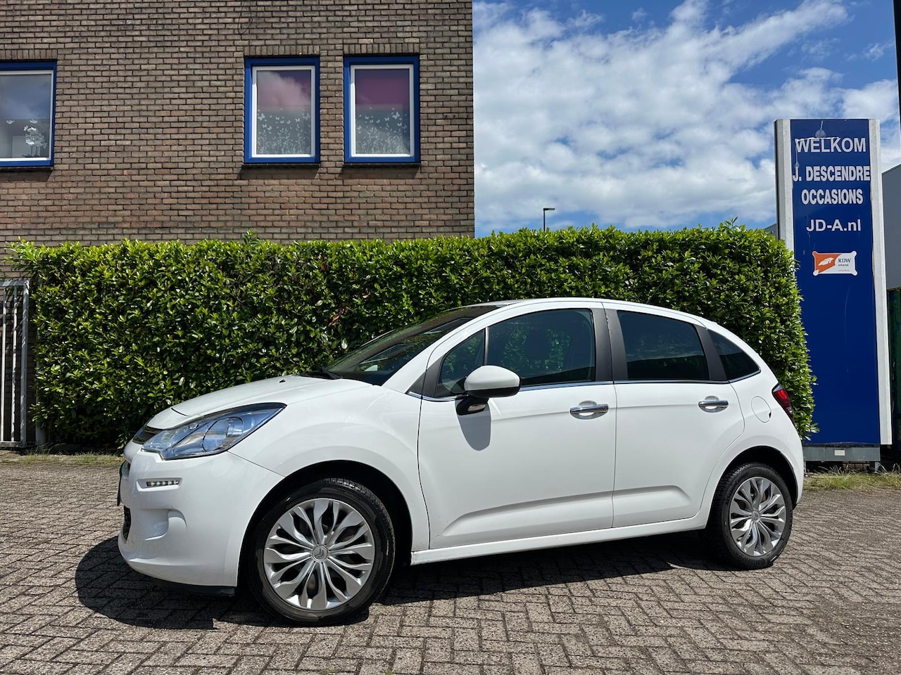 Citroën C3 - 1.2 PureTech Exclusive Climate C, Cruise C, Stoelverw, Camera!!!! - AutoWereld.nl