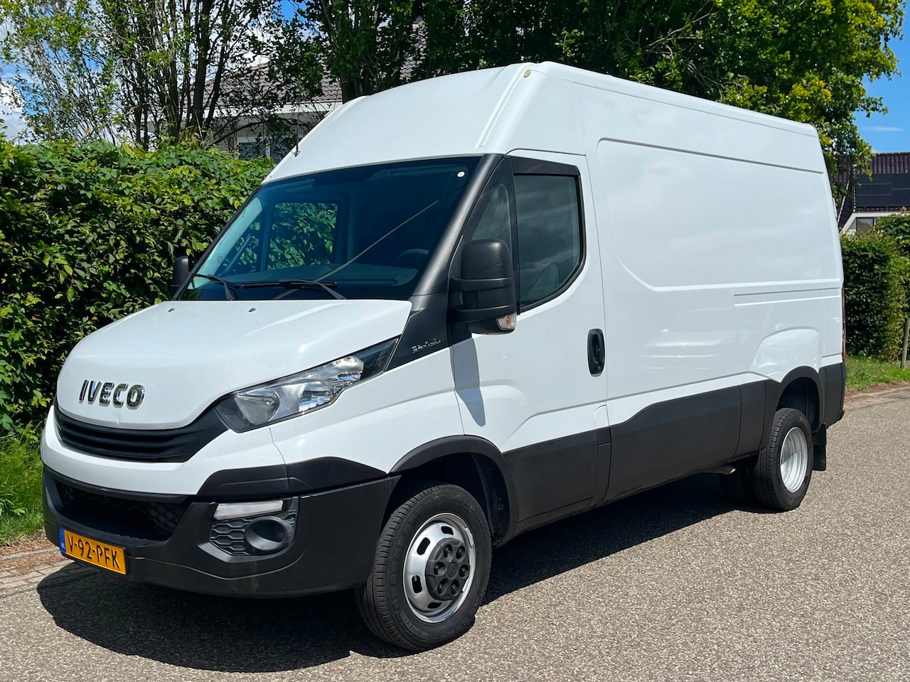 Iveco Daily - 35C15 3.0 L2H2 | Airco | Cruise 3500 kg Trekgewicht | Dubbellucht N1 - AutoWereld.nl