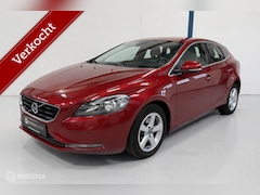 Volvo V40 - 2.0 T2 Momentum LEER / NAVI