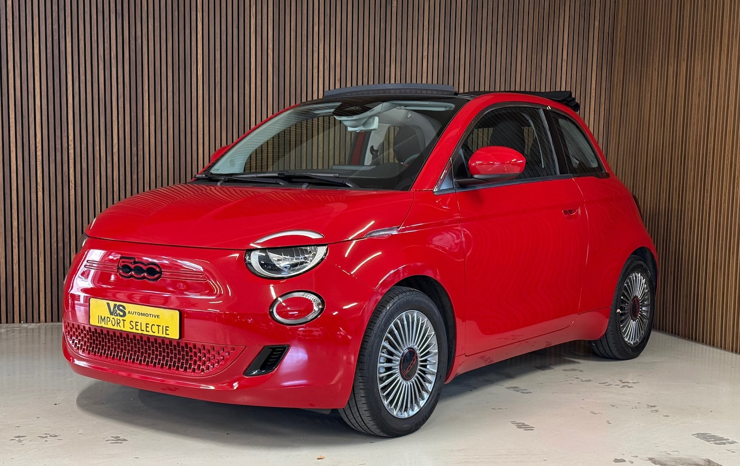 Fiat 500 C - - CARPLAY - NAVI - CAMERA ACHTER - AutoWereld.nl