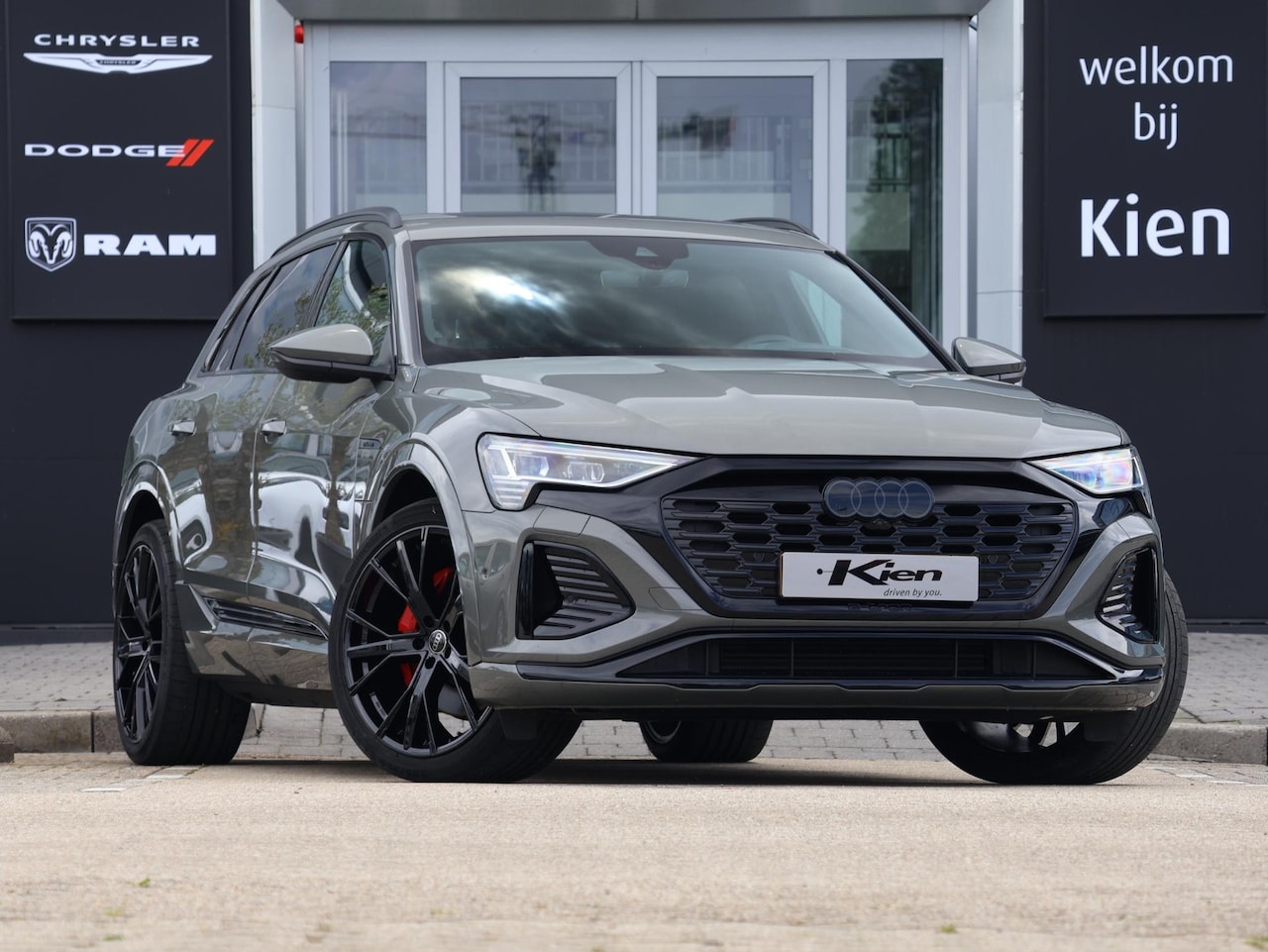 Audi Q8 e-tron - 55 quattro S Edition 115 kWh | Pano dak - AutoWereld.nl