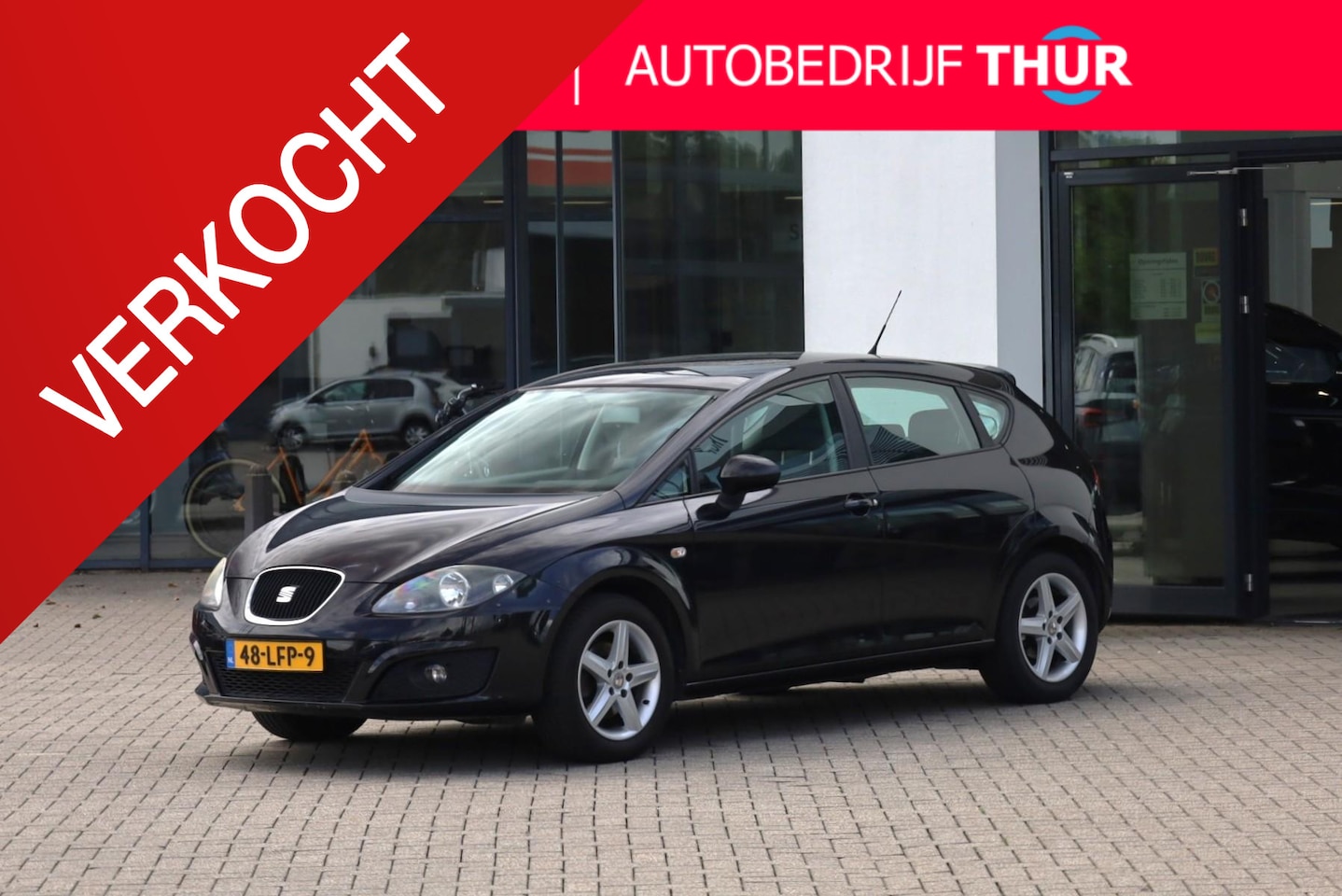 SEAT Leon - 1.6 Hattrick 1.6 Hattrick 102PK / 75kW, NL auto, Apple Carplay & Android Auto, airco, 16" LMV, privacy - AutoWereld.nl
