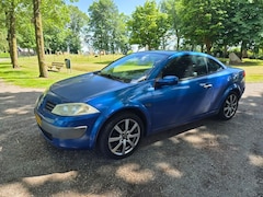 Renault Mégane coupé cabriolet - 1.6-16V Privilège Comfort
