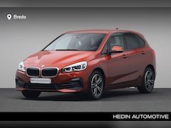 BMW 2-serie Active Tourer - 218i Executive | Achteruitrijcamera | Head-Up Display | Navigatiesysteem Plus | PDC | HIFI