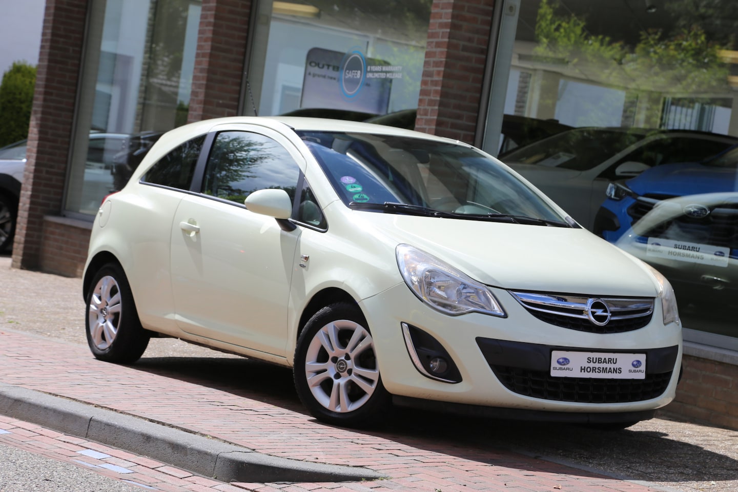 Opel Corsa - 1.2-16V Selection Airco - AutoWereld.nl