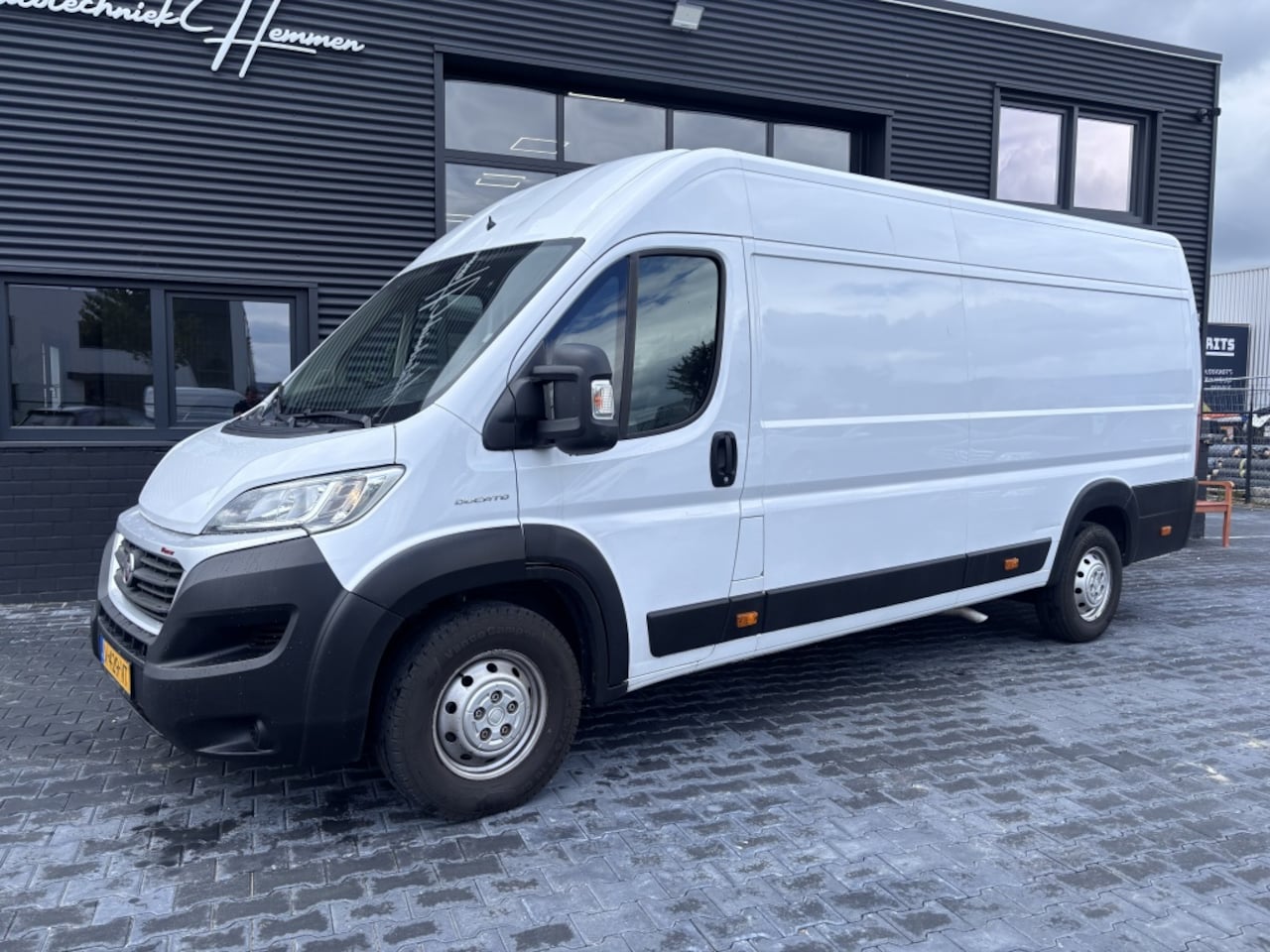 Fiat Ducato - 35H 2.3 MJ L3H2 EURO6! AIRCO! 177PK! - AutoWereld.nl