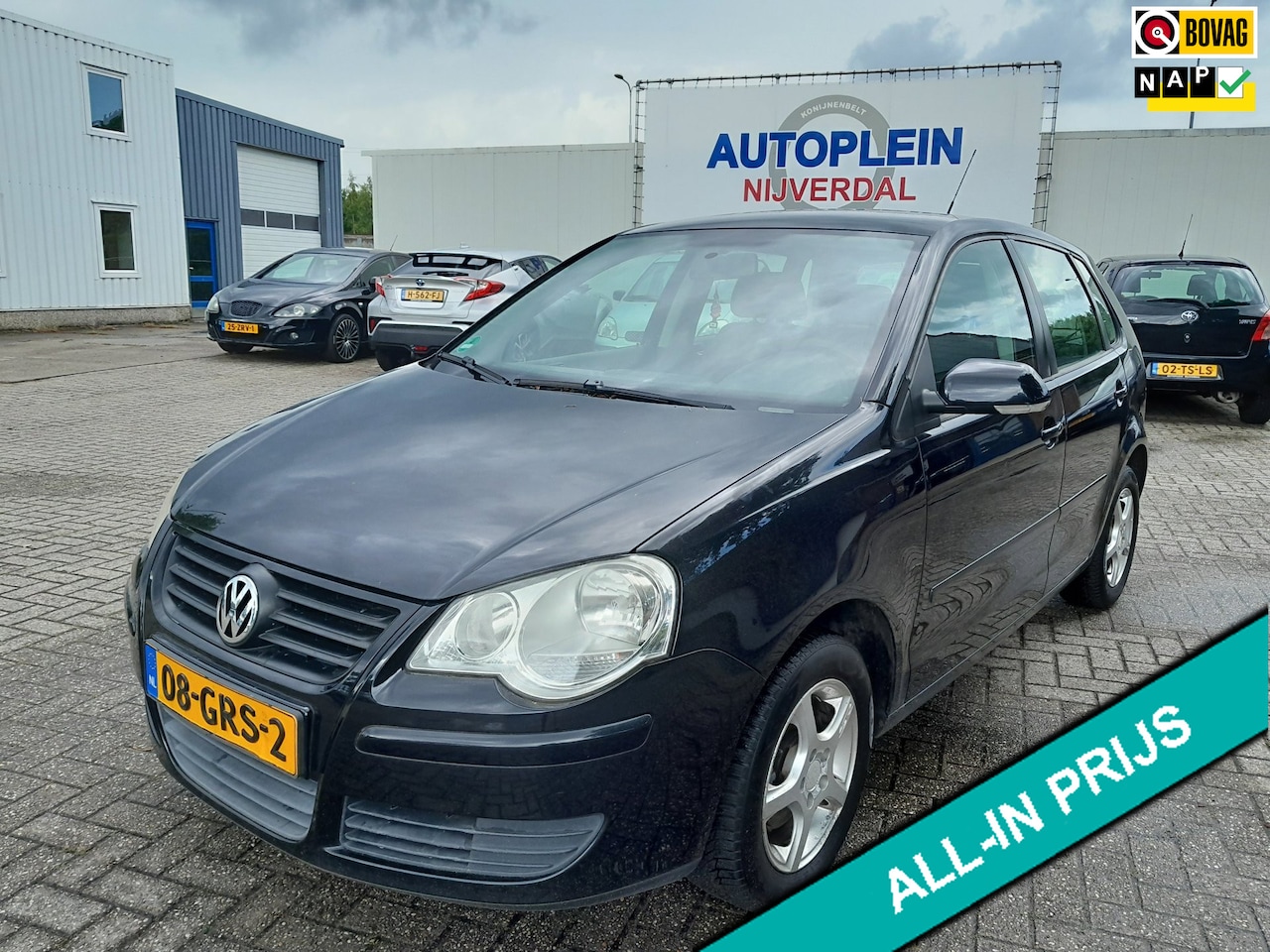 Volkswagen Polo - 1.4-16V Optive compacte 5 deurs auto met airco op all seasonsbanden! - AutoWereld.nl