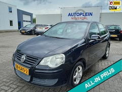 Volkswagen Polo - 1.4-16V Optive compacte 5 deurs auto met airco op all seasonsbanden