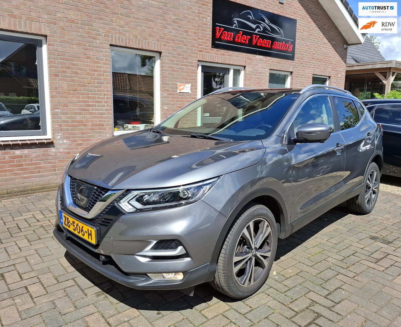 Nissan Qashqai - 1.2 Tekna. Goed onderhouden o.a. nwe distributieketting. O.a. trekhaak, camera, navi, crui - AutoWereld.nl