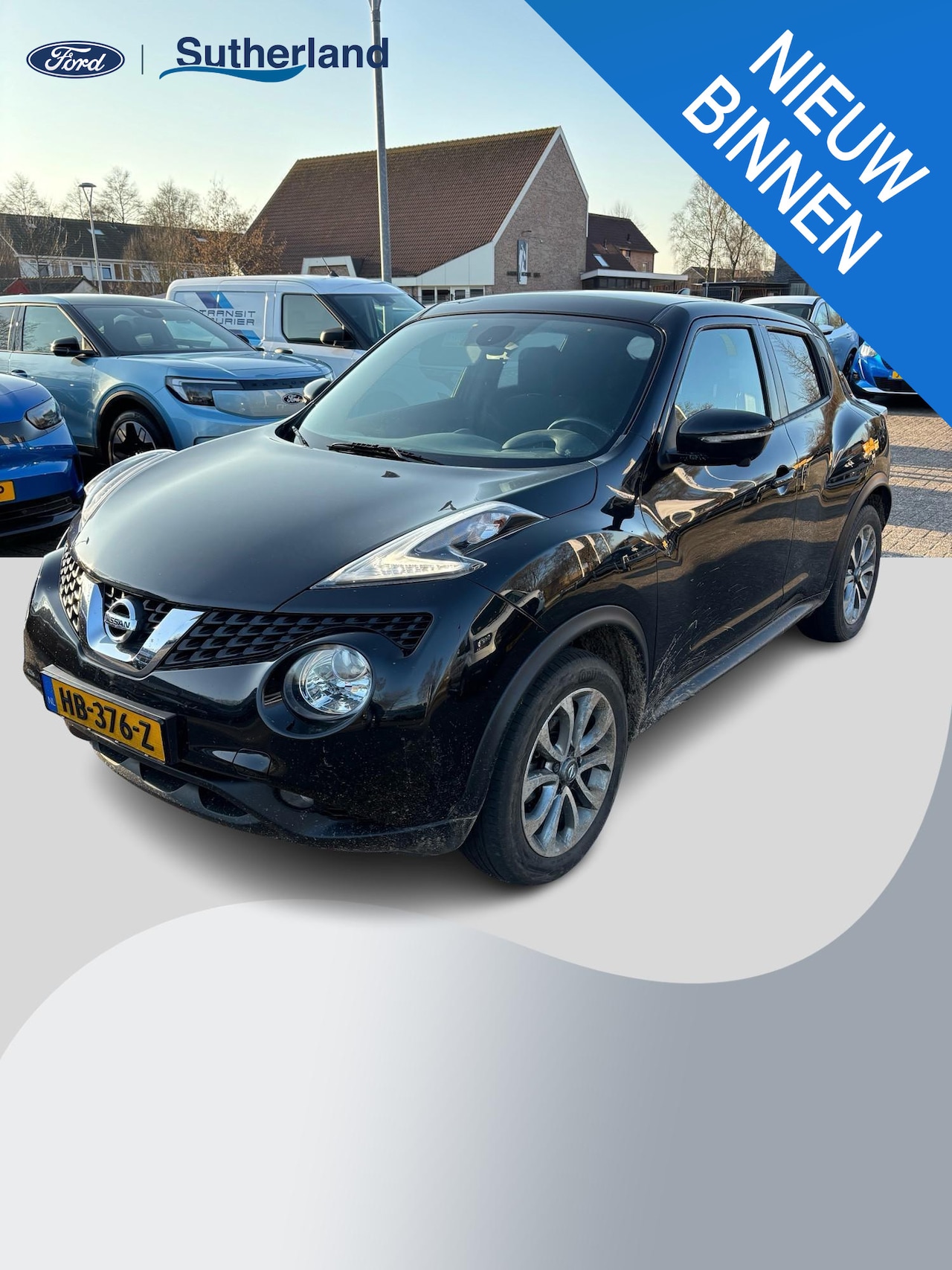 Nissan Juke - 1.6 Connect Edition 116pk Automaat | Trekhaak  | 360 graden Camera's | Cruise control - AutoWereld.nl