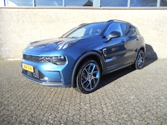 Lynk & Co 01 - 1.5TD 261pk PHEV Camera / Panodak / Apple carplay